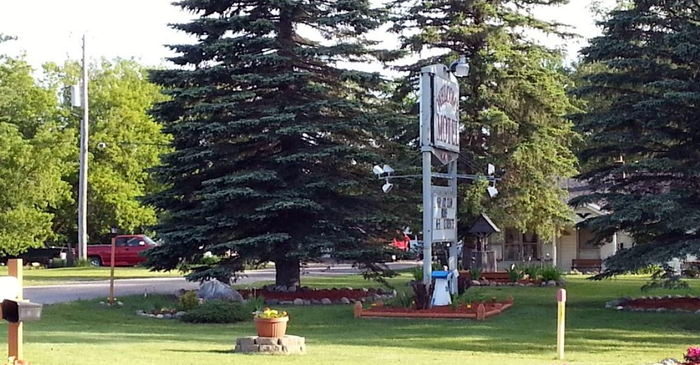 Welcome Motel - Web Listing (newer photo)